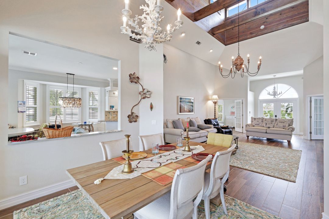 418 Panay Ave, Naples, FL 34113