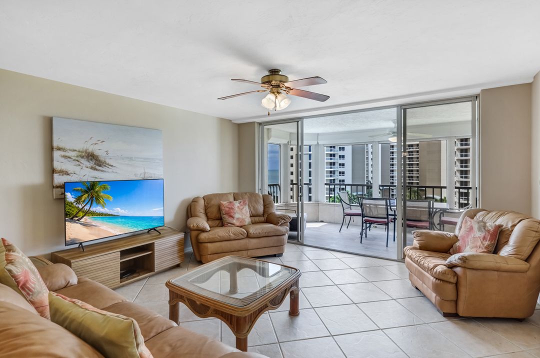 11118 Gulf Shore Dr #803, Naples, FL 34108