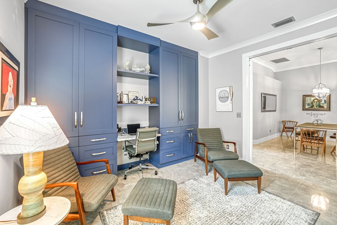 8844 Ventura Way, Naples, FL 34109