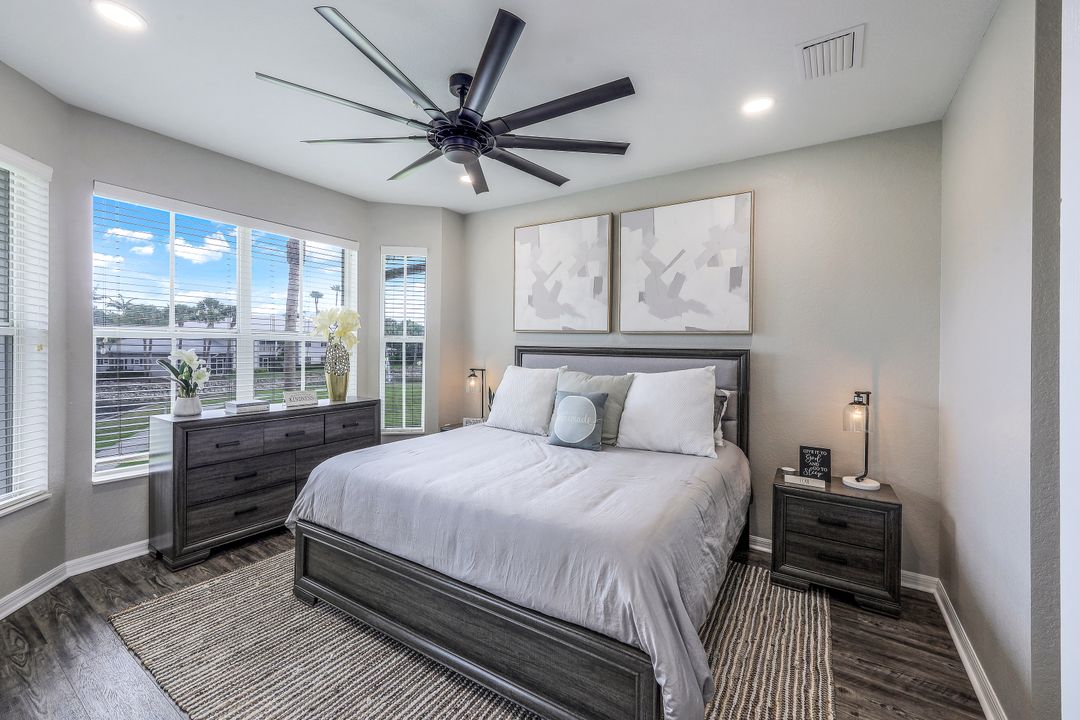 7950 Mahogany Run Ln #422, Naples, FL 34113