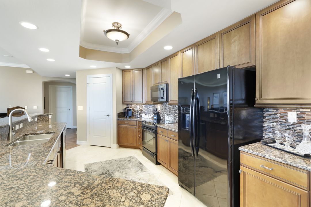 3426 Hancock Bridge Pkwy #704W, North Fort Myers, FL 33903