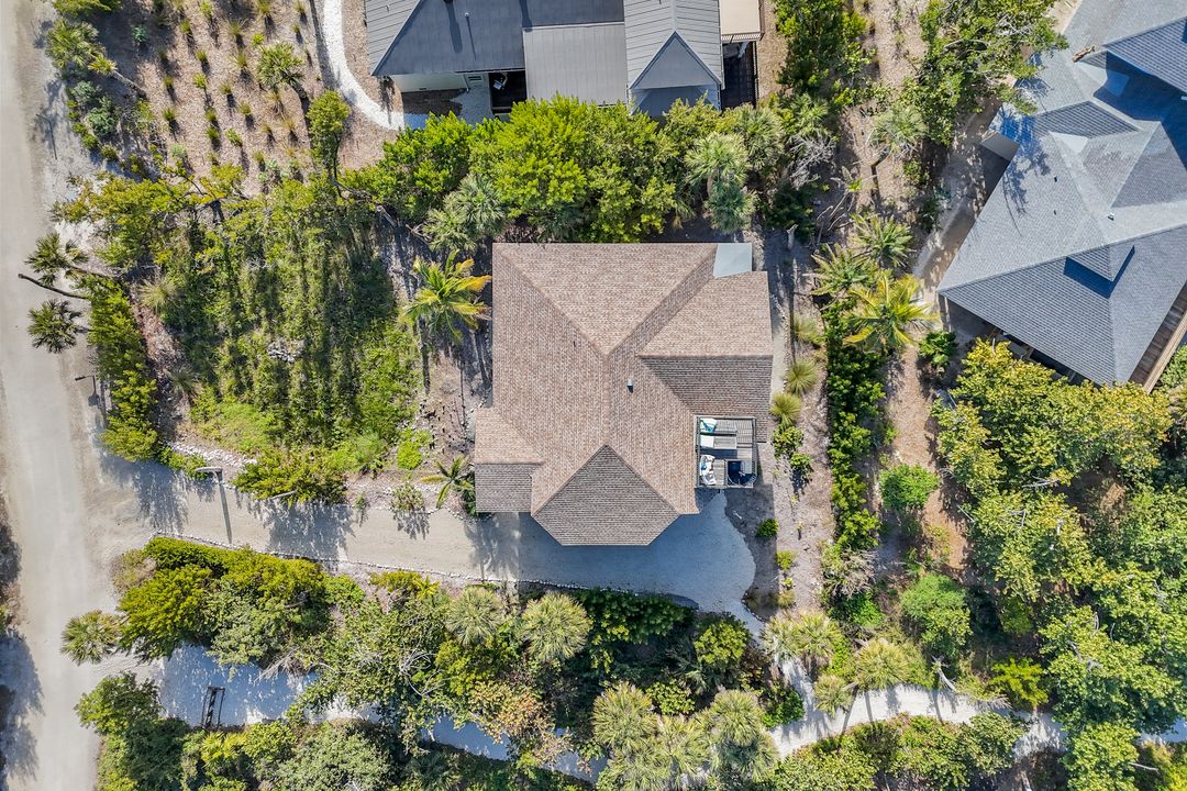 4353 Gulf Pines Dr, Sanibel, FL 33957