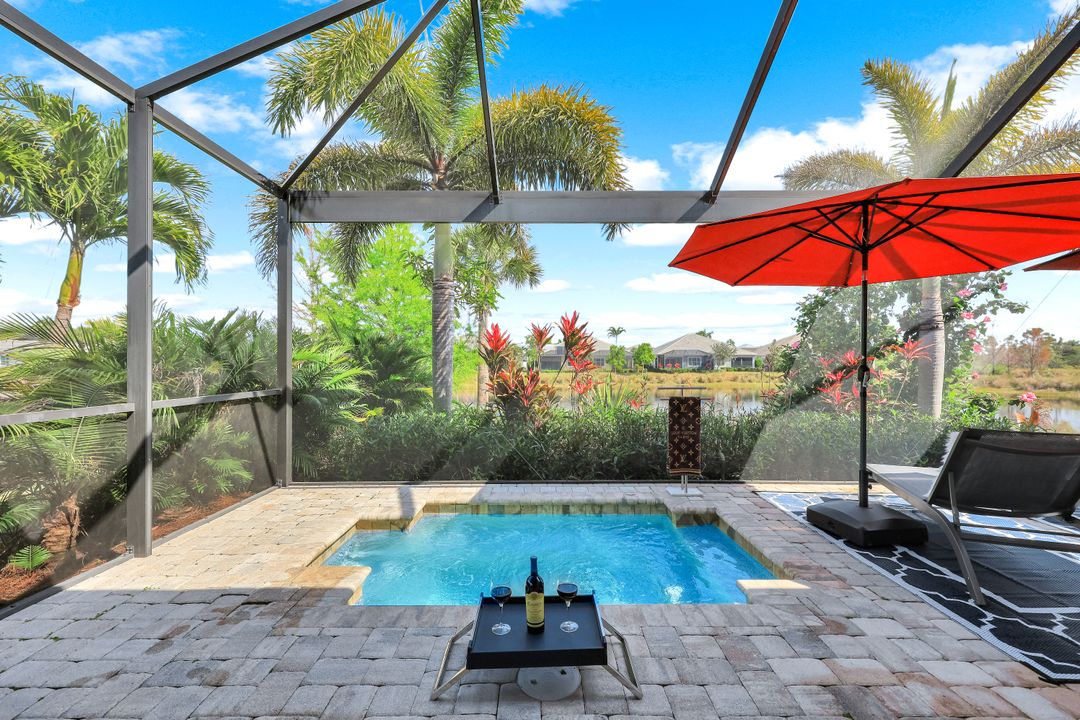 6927 Cay Ct, Naples, FL 34113