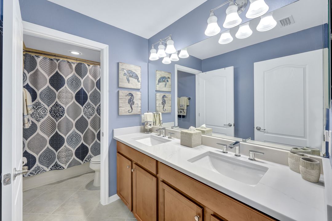 14554 Lanier Ct, Naples, FL 34114