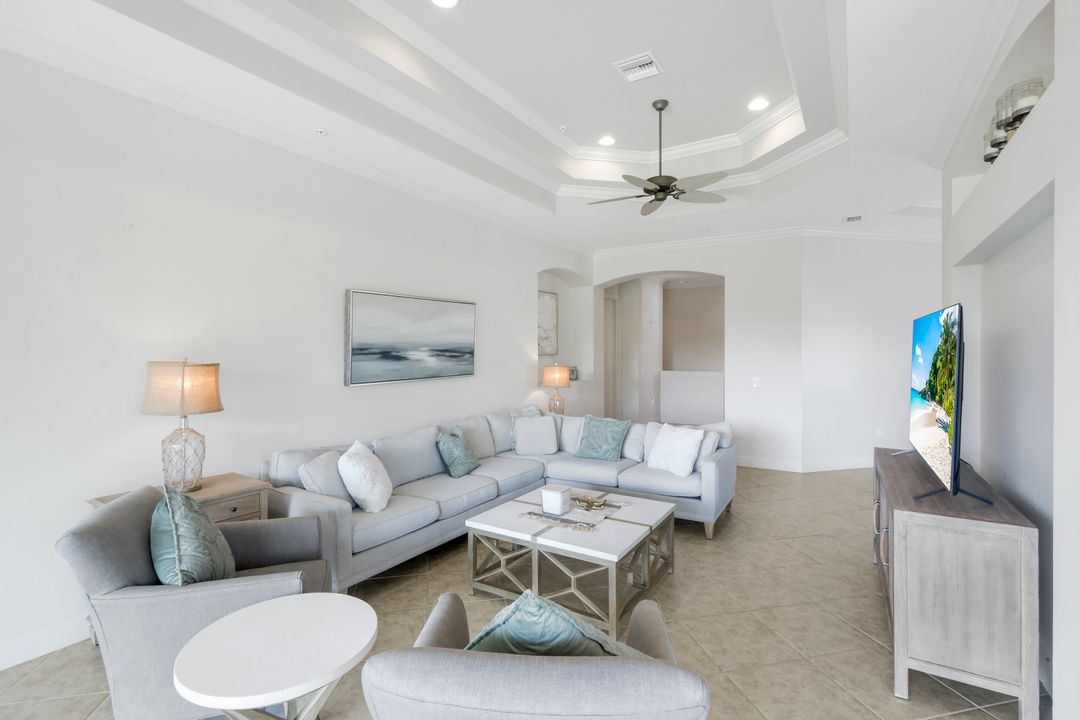 9550 Ironstone Terrace #201, Naples, FL 34120