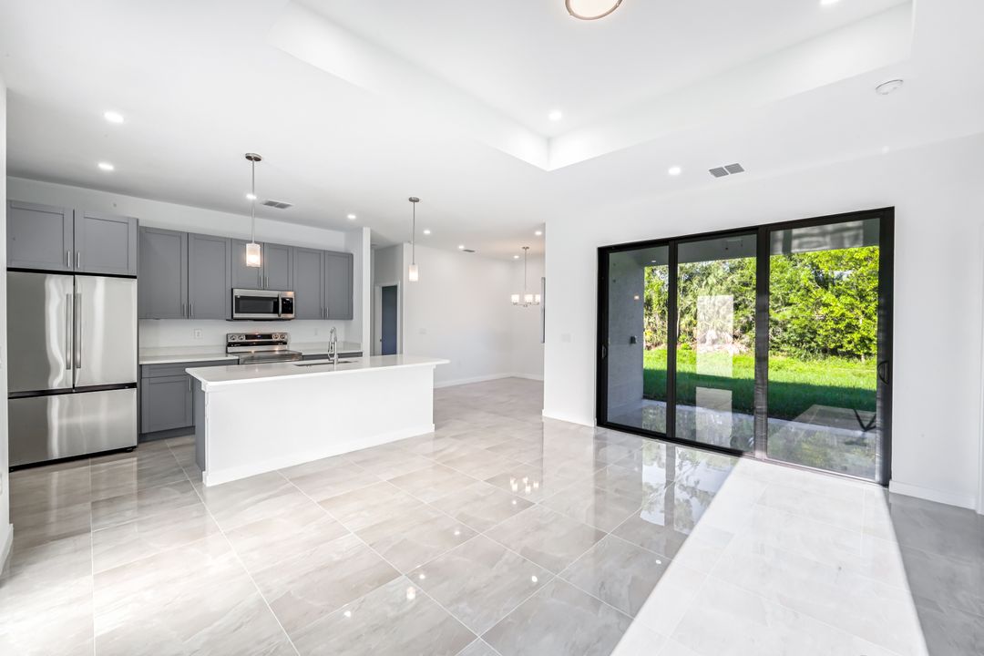 1133 Alvin Ave, Lehigh Acres, FL 33971