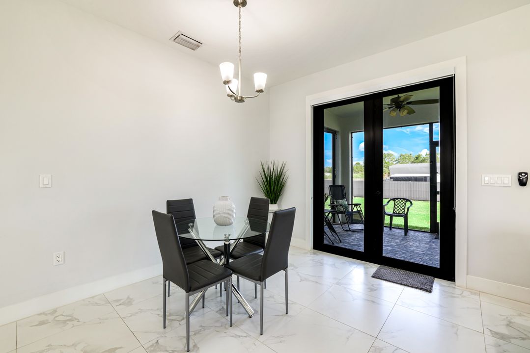 4217 24th Ave NE, Naples, FL 34119