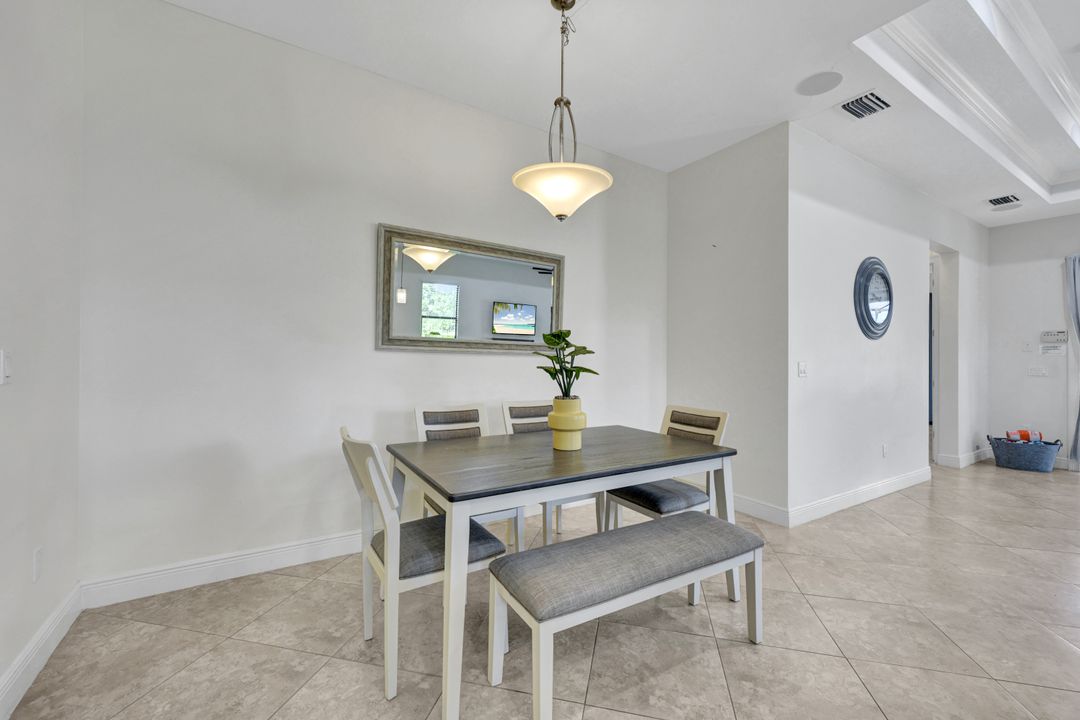 849 109th Ave N, Naples, FL 34108, Naples, FL 34108