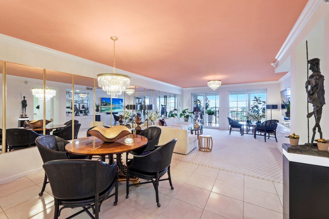 9790 Gulf Shore Dr #505, Naples, FL 34108
