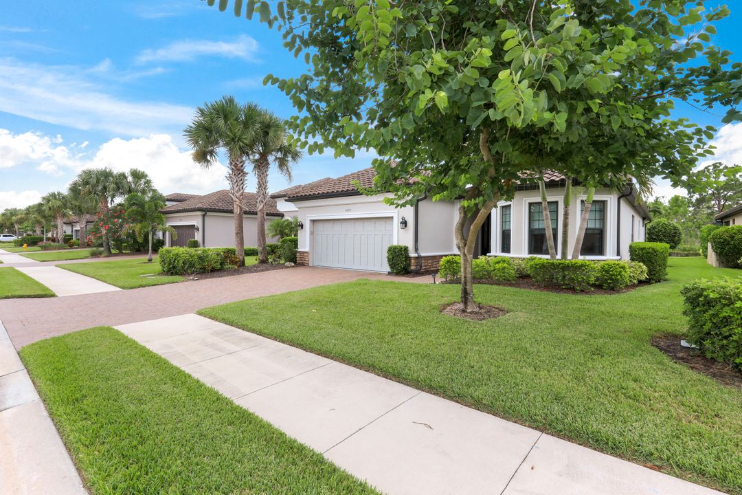 19711 Estero Pointe Ln, Fort Myers, FL 33908