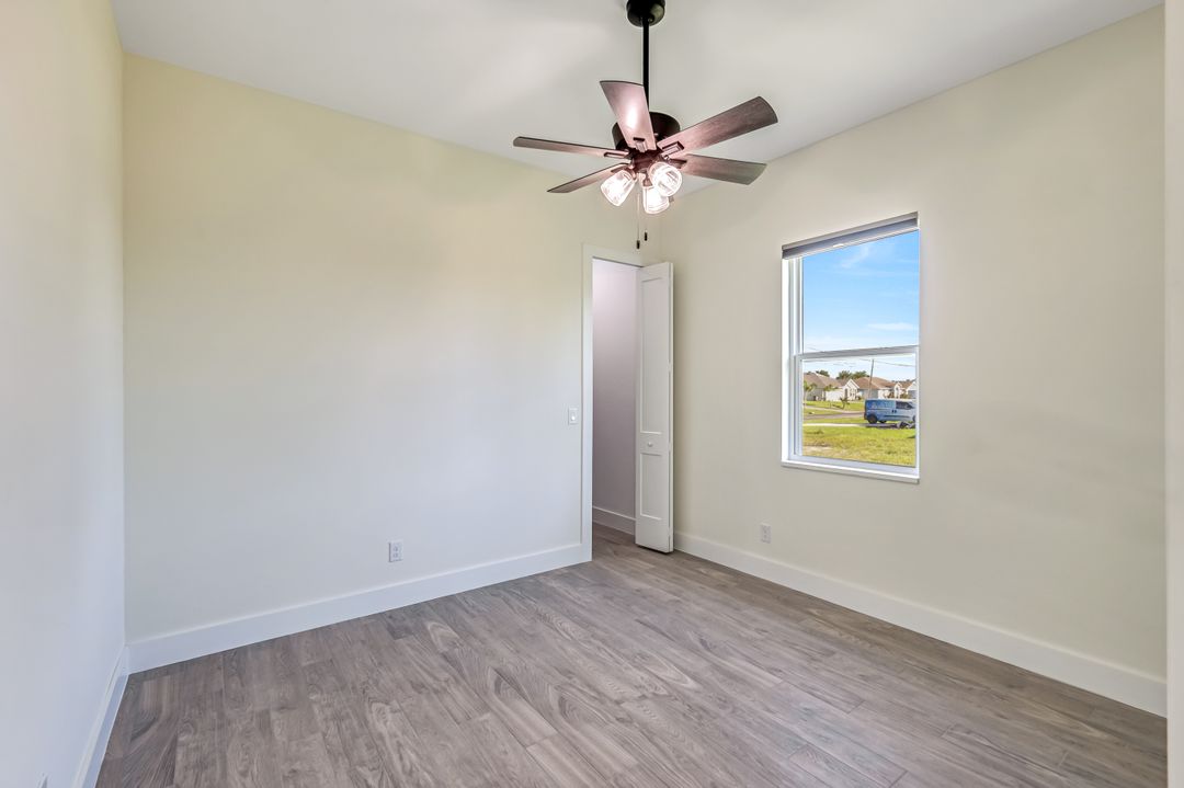 3445 NE 21st Ave, Cape Coral, FL 33909