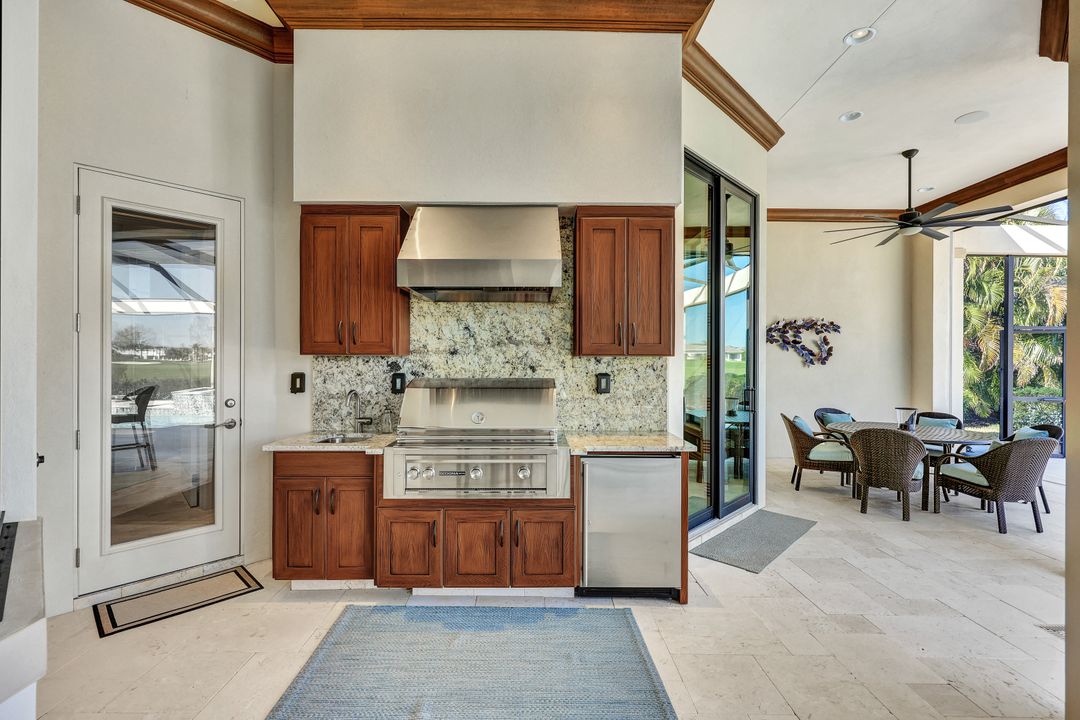 16483 Seneca Way, Naples, FL 34110