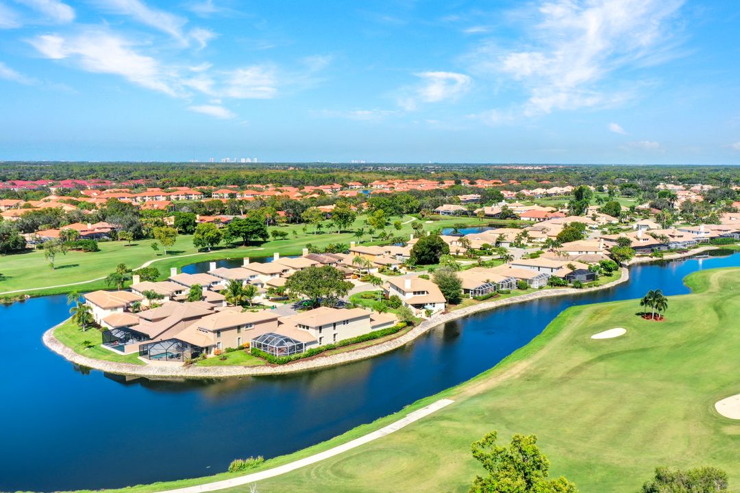 10339 Quail Crown Dr, Naples, FL 34119