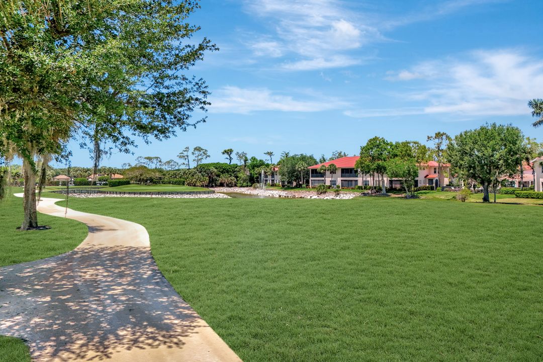 12637 Hunters Ridge Dr, Bonita Springs, FL 34135