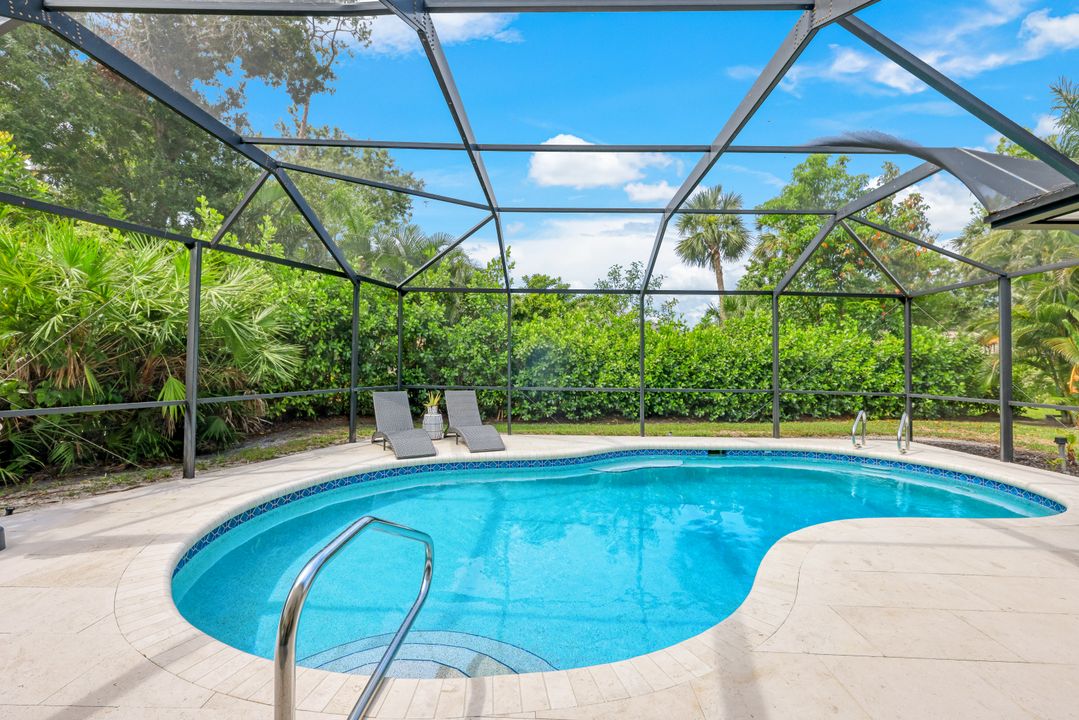 9949 Winchester Wood, Naples, FL 34109