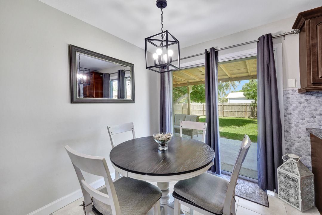 4019 Estey Ave, Naples, FL 34104
