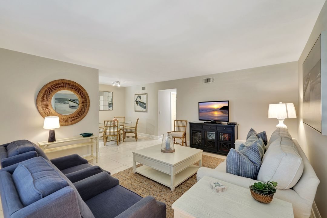 766 Central Ave #304, Naples, FL 34102