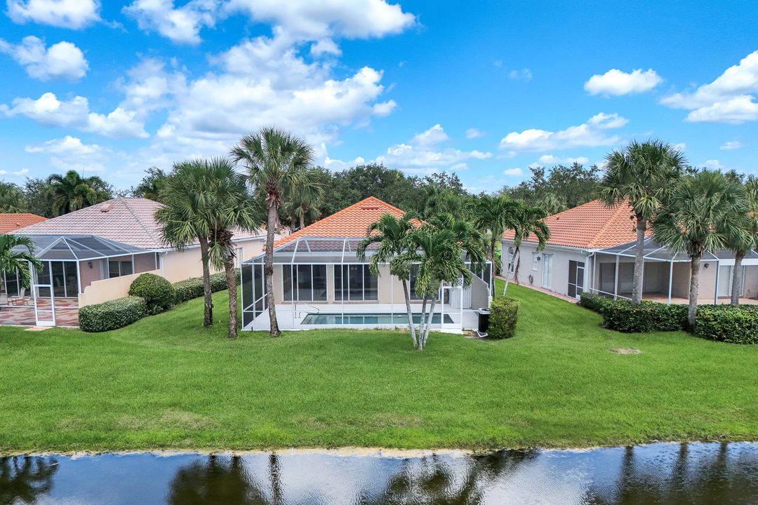 3730 Whidbey Way, Naples, FL 34119