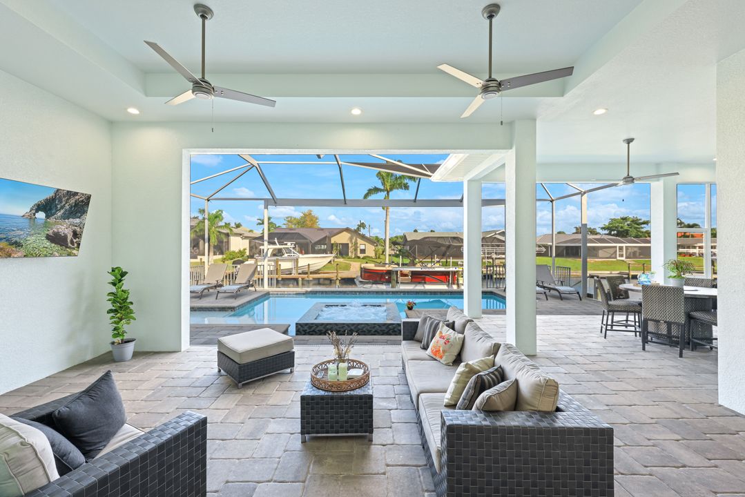 5317 SW 8th Pl, Cape Coral, FL 33914