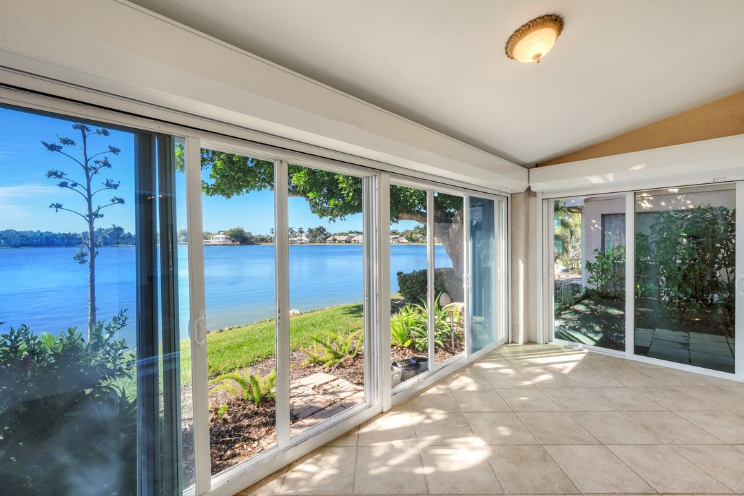 2626 Sailors Way, Naples, FL 34109