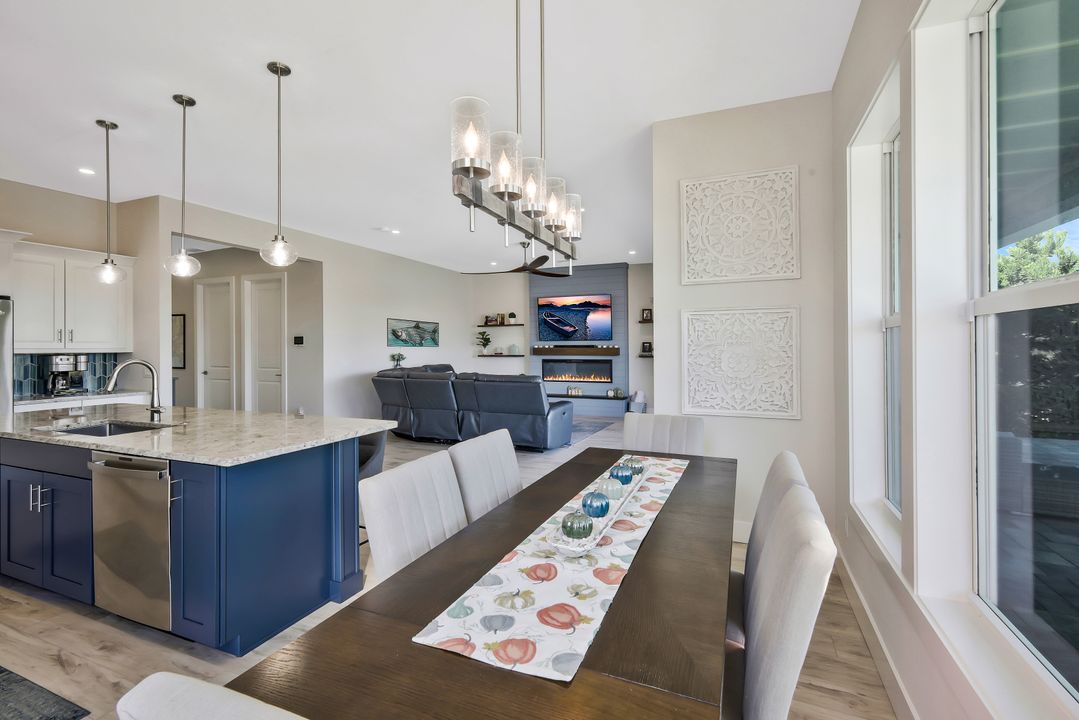 2717 SW 38th St, Cape Coral, FL 33914