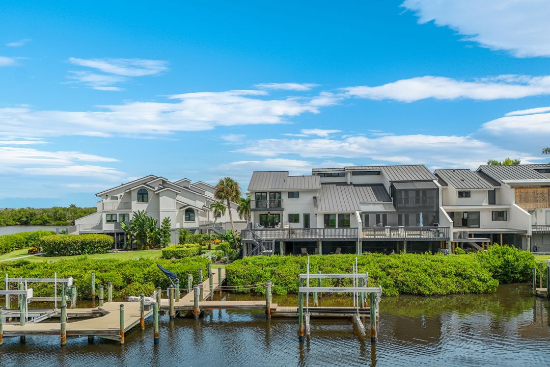 17036 Marina Cove Ln, Fort Myers, FL 33908