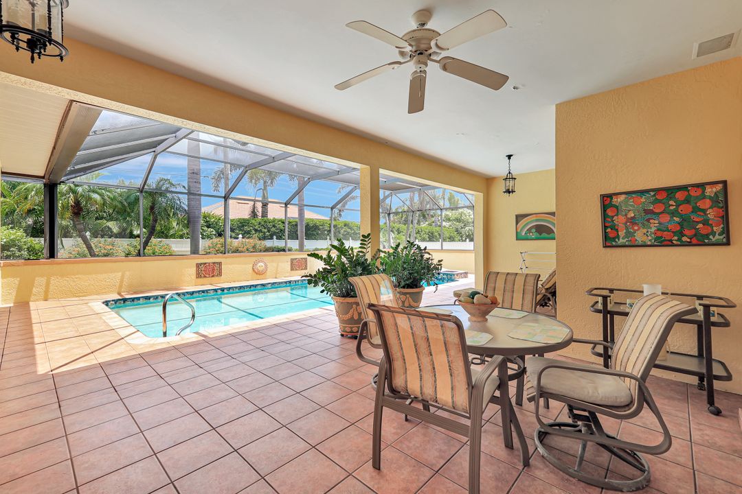 619 SE 18th Terrace, Cape Coral, FL 33990