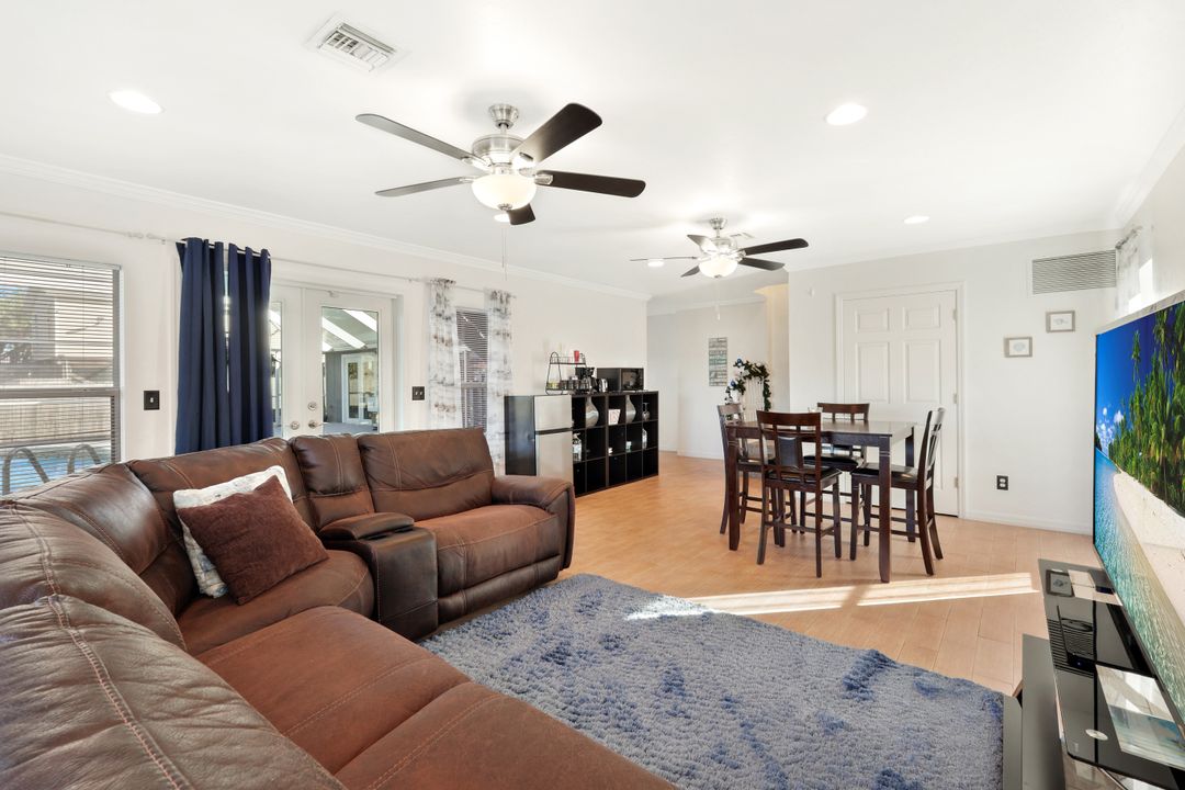 18028 Phlox Dr, Fort Myers, FL 33967