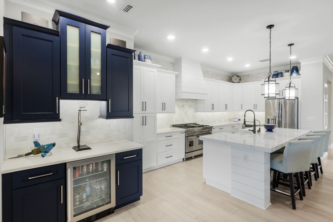 12639 Kinross Ln, Naples, FL 34120