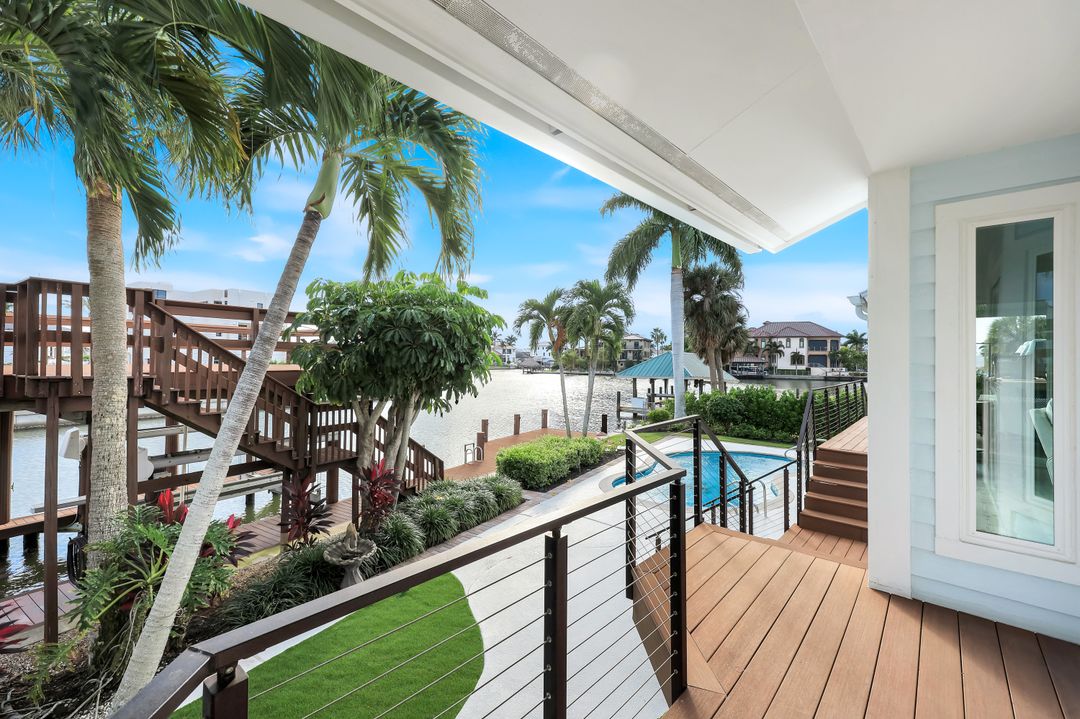 368 Germain Ave, Naples, FL 34108