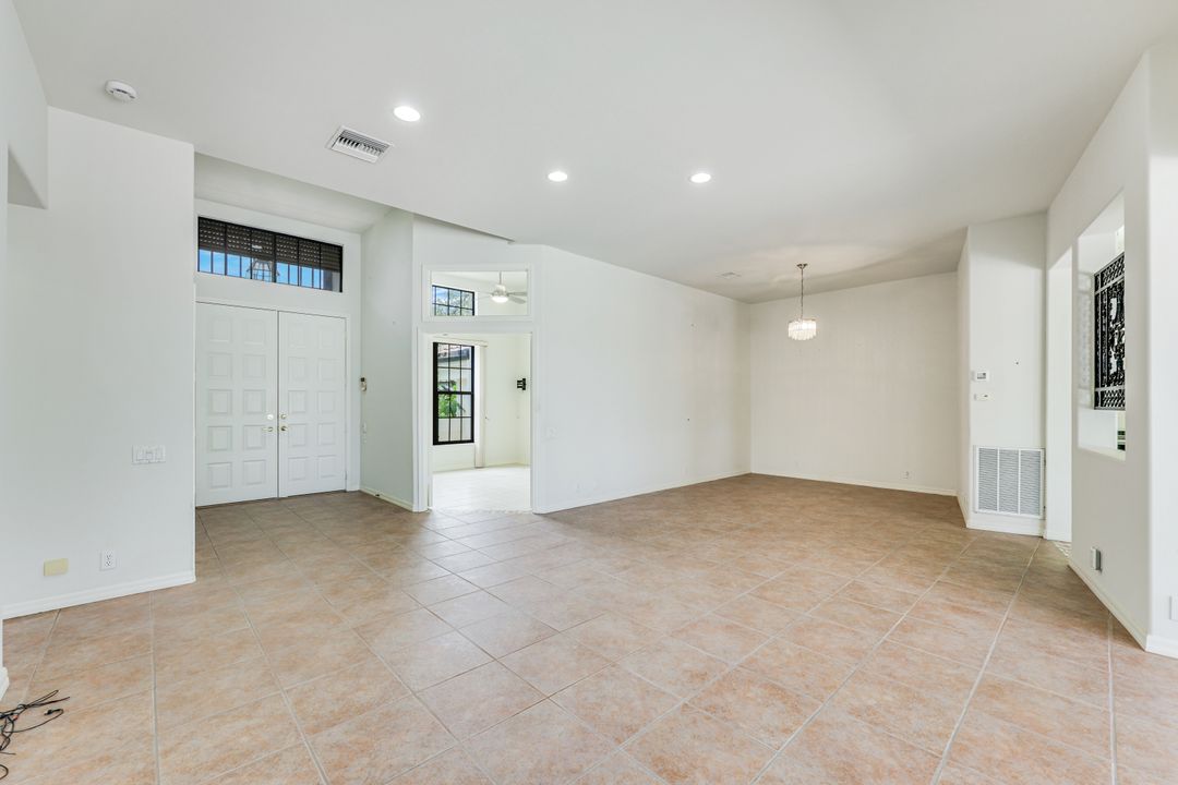 11726 Night Heron Dr, Naples, FL 34119