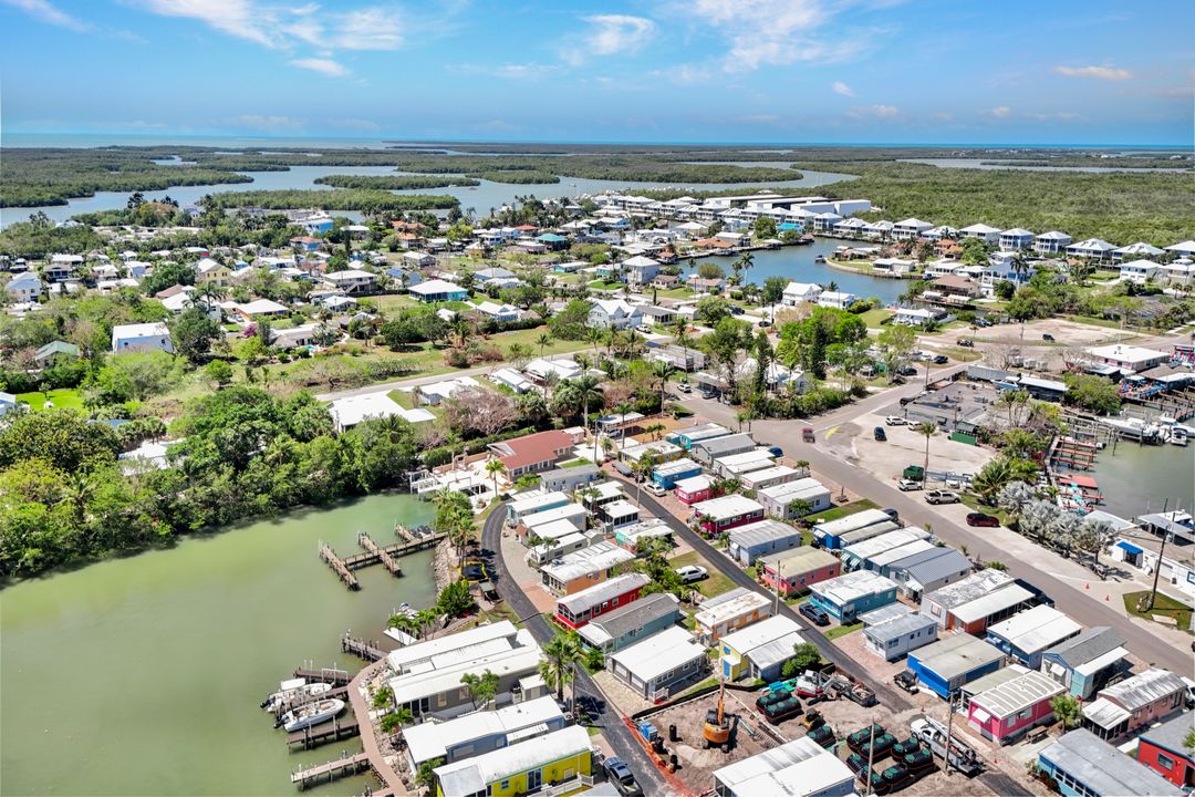 414 Papaya St #53, Goodland, FL 34140