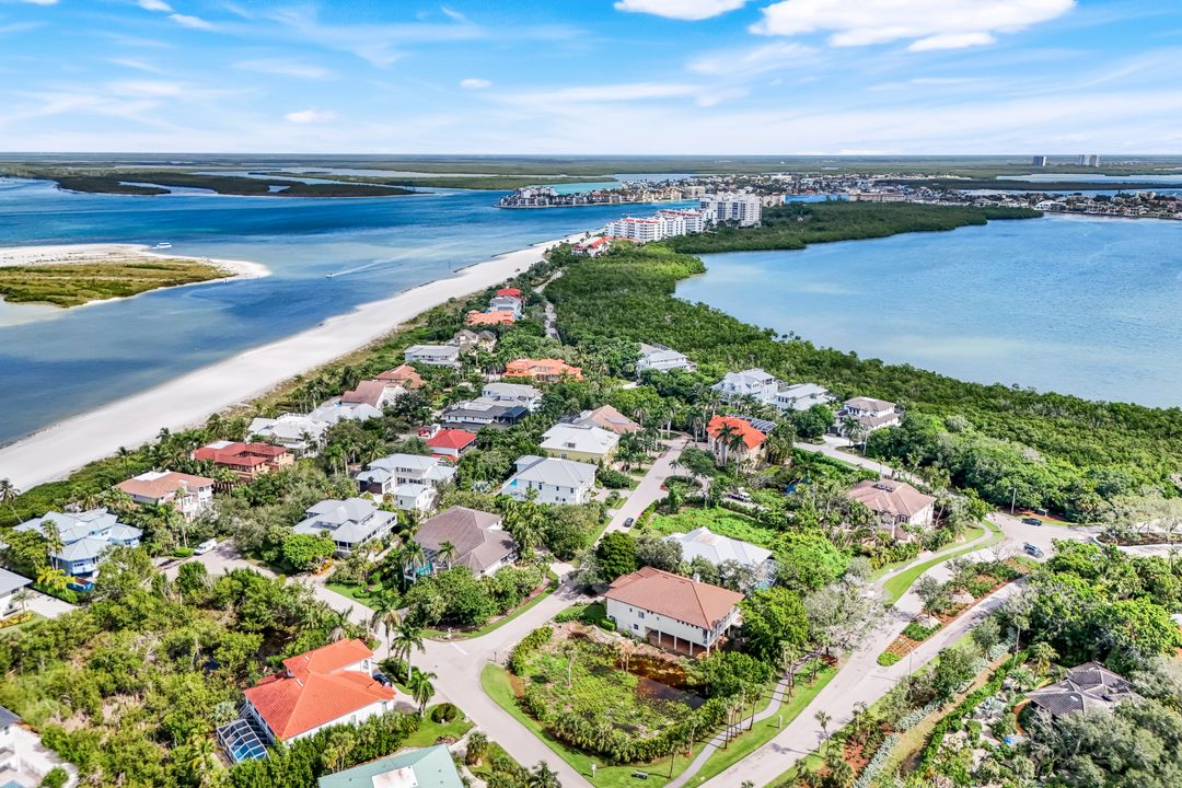 321 Wild Orchid Ln, Marco Island, FL 34145