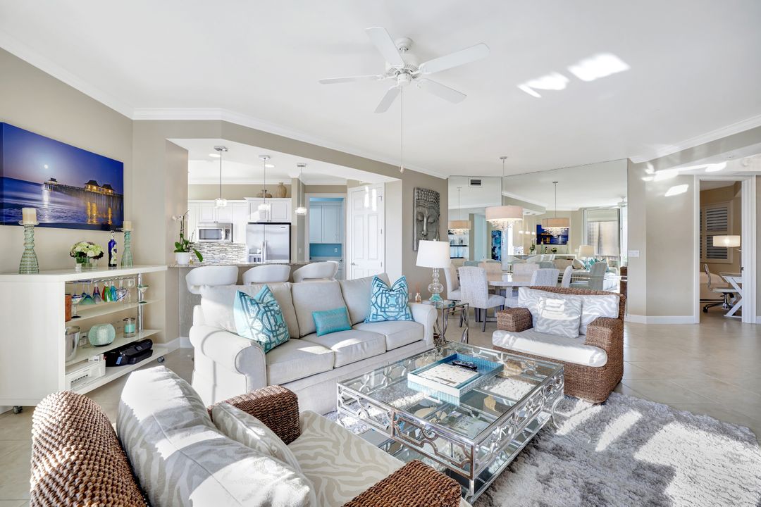 400 Flagship Dr #602, Naples, FL 34108