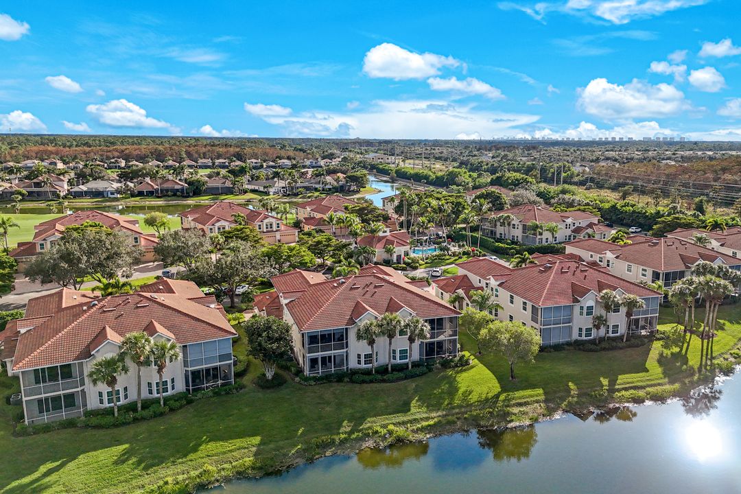 6009 Trophy Dr #802, Naples, FL 34110