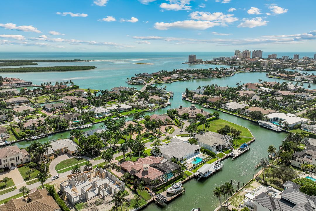 1658 McIlvaine Ct, Marco Island, FL 34145