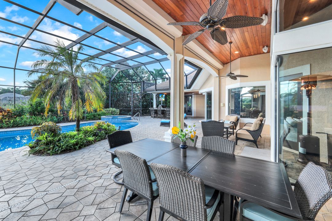 15295 Pembroke Point, Naples, FL 34110