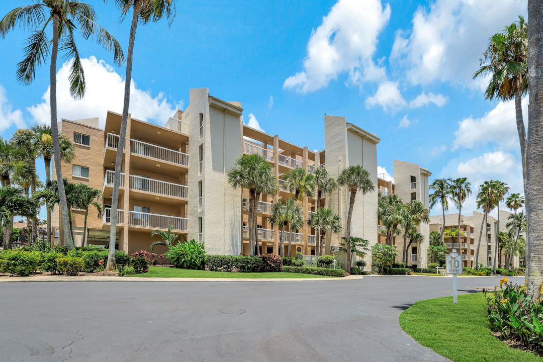 889 Collier Ct  #203, Marco Island, FL 34145
