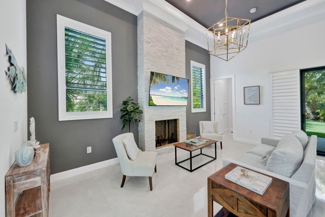 5341 Tamarind Ridge Dr, Naples, FL 34119