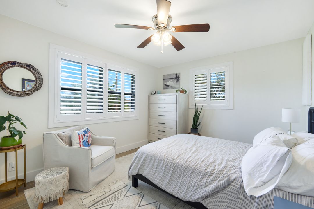 20621 Pine Tree Ln, Estero, FL 33928