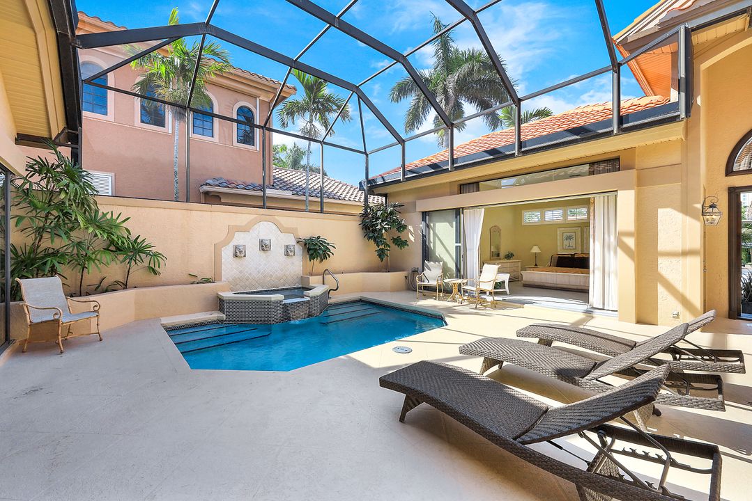 833 Swan Dr, Marco Island, FL 34145