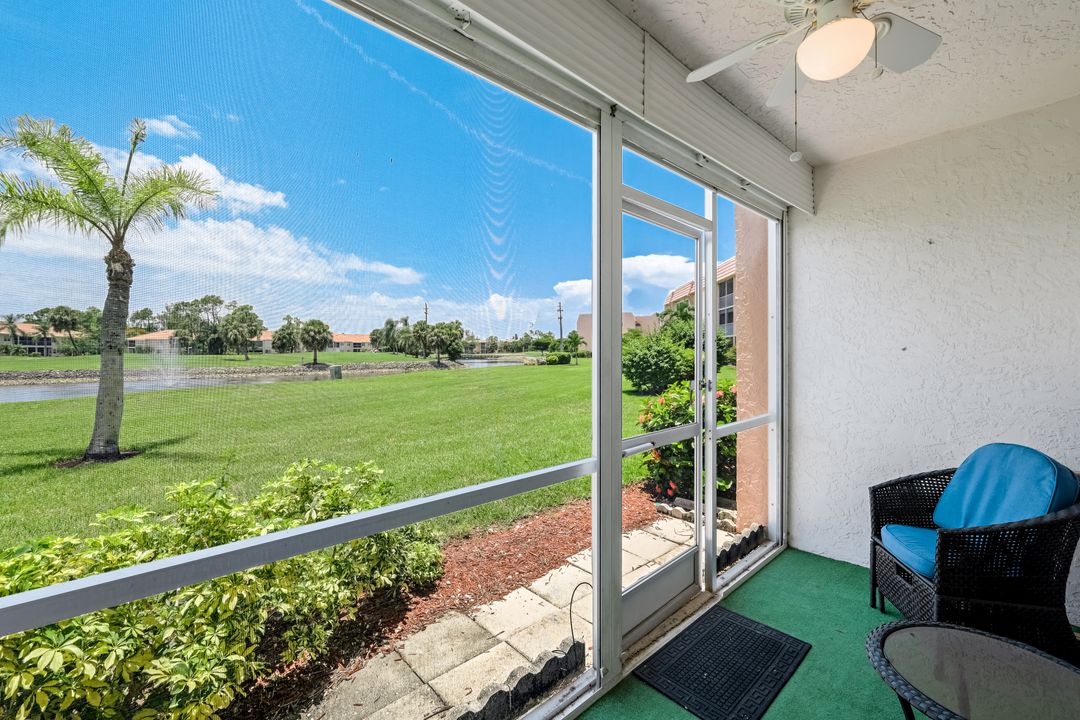 300 Forest Lakes Blvd #104, Naples, FL 34105