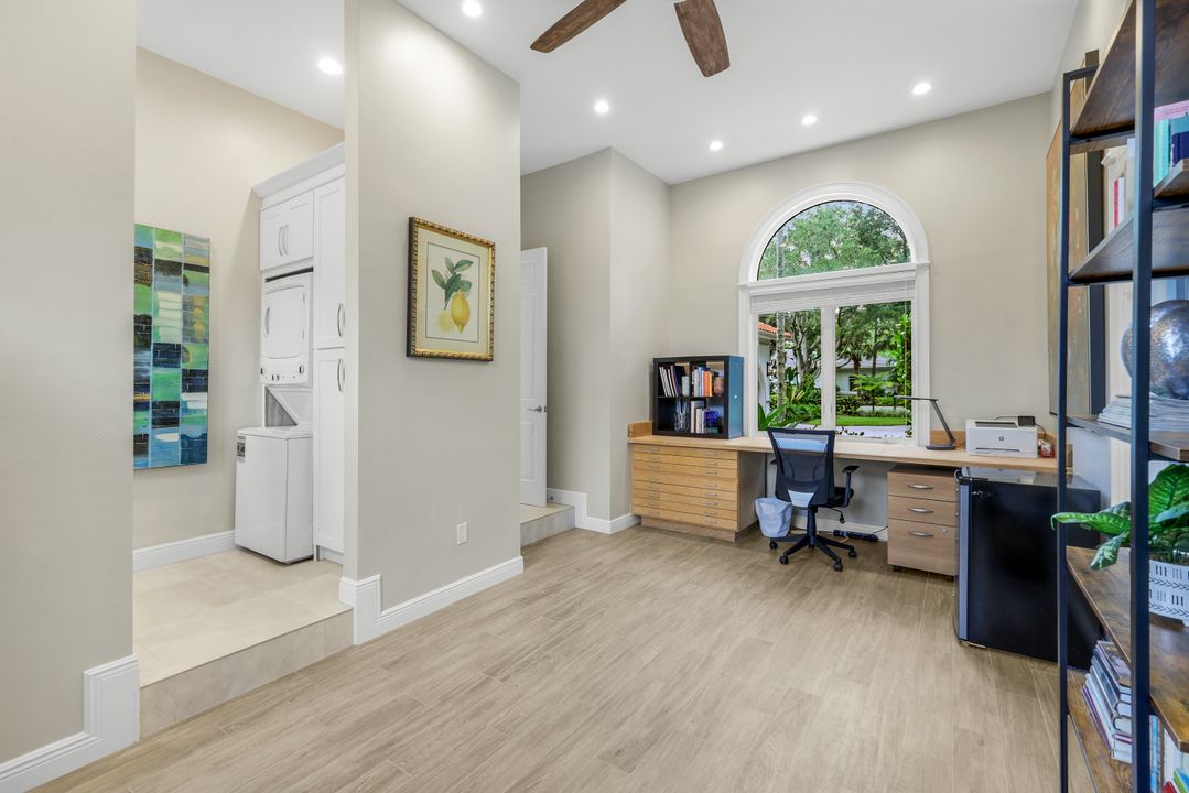 12338 Collier's Reserve Dr, Naples, FL 34110