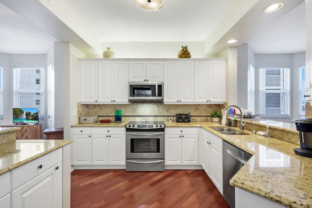 410 Flagship Dr #701, Naples, FL 34108
