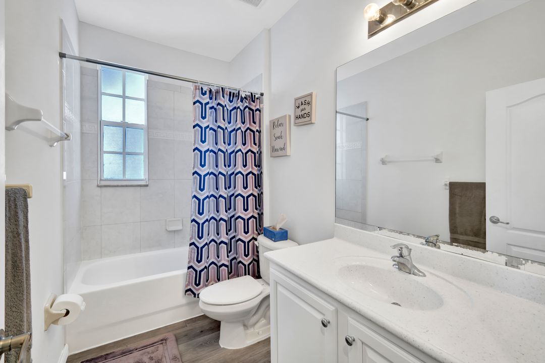 7009 Romana Way, Naples, FL 34119