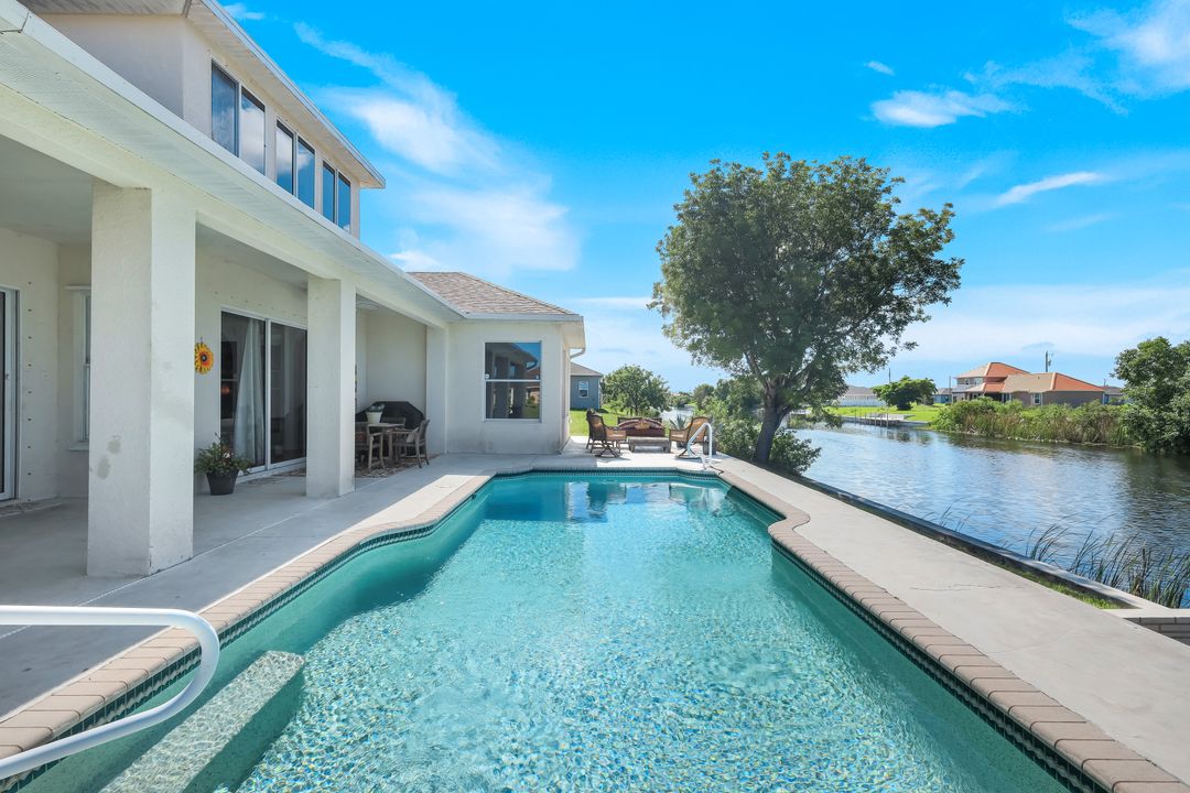 1206 NW 18th Terrace, Cape Coral, FL 33993