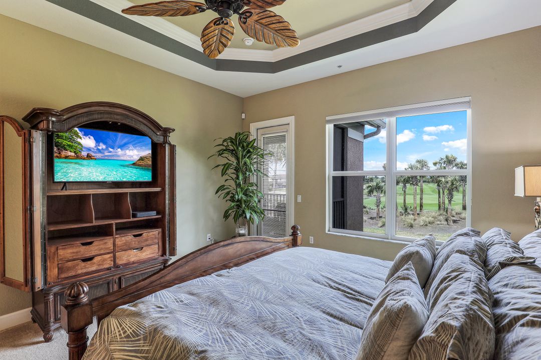 9204 Quartz Ln #201, Naples, FL 34120