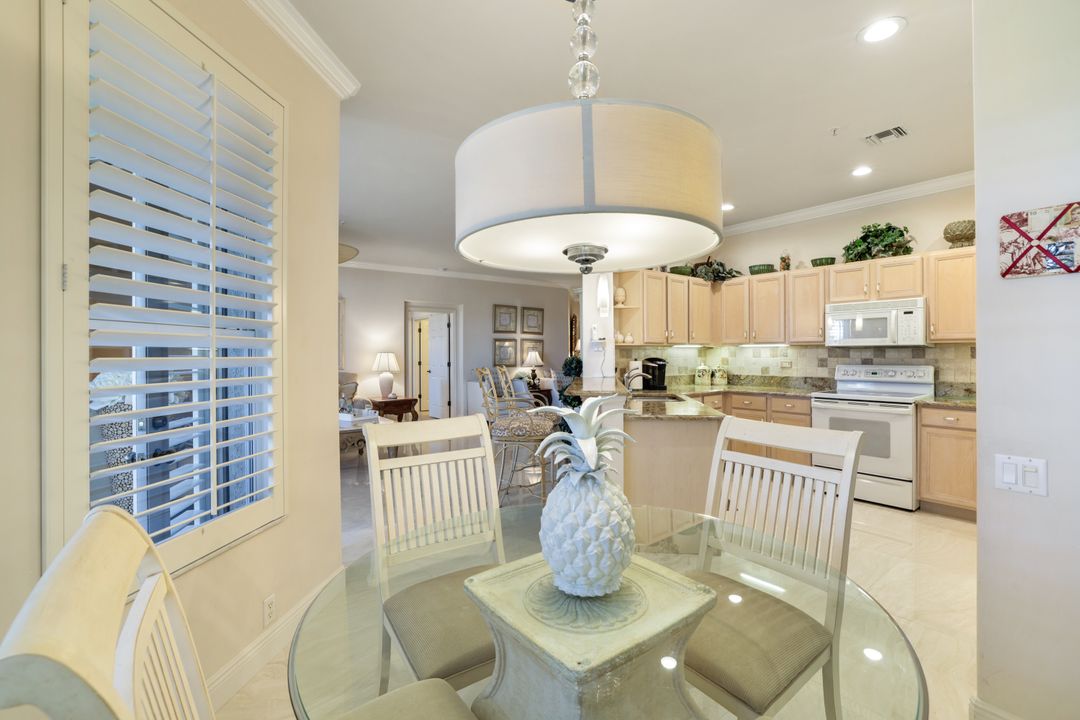 8575 Danbury Blvd #103, Naples, FL 34120