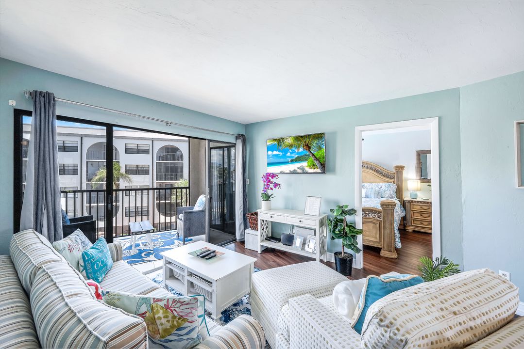 1015 Anglers Cove #G-401, Marco Island, FL 34145
