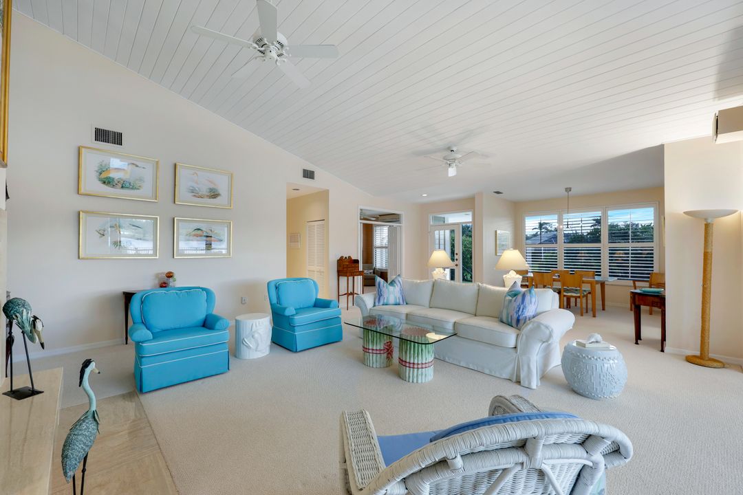 3762 Haldeman Creek Dr, Naples, FL 34112